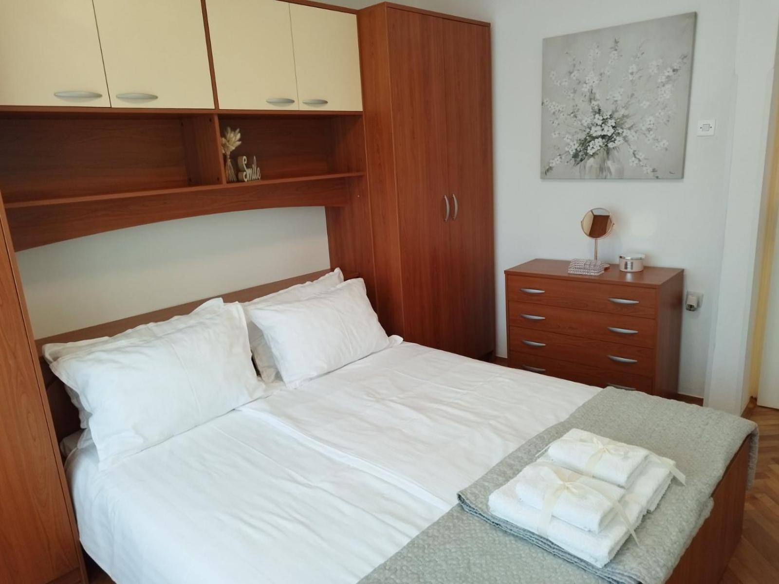 Antemma Apartment Pula Exteriör bild